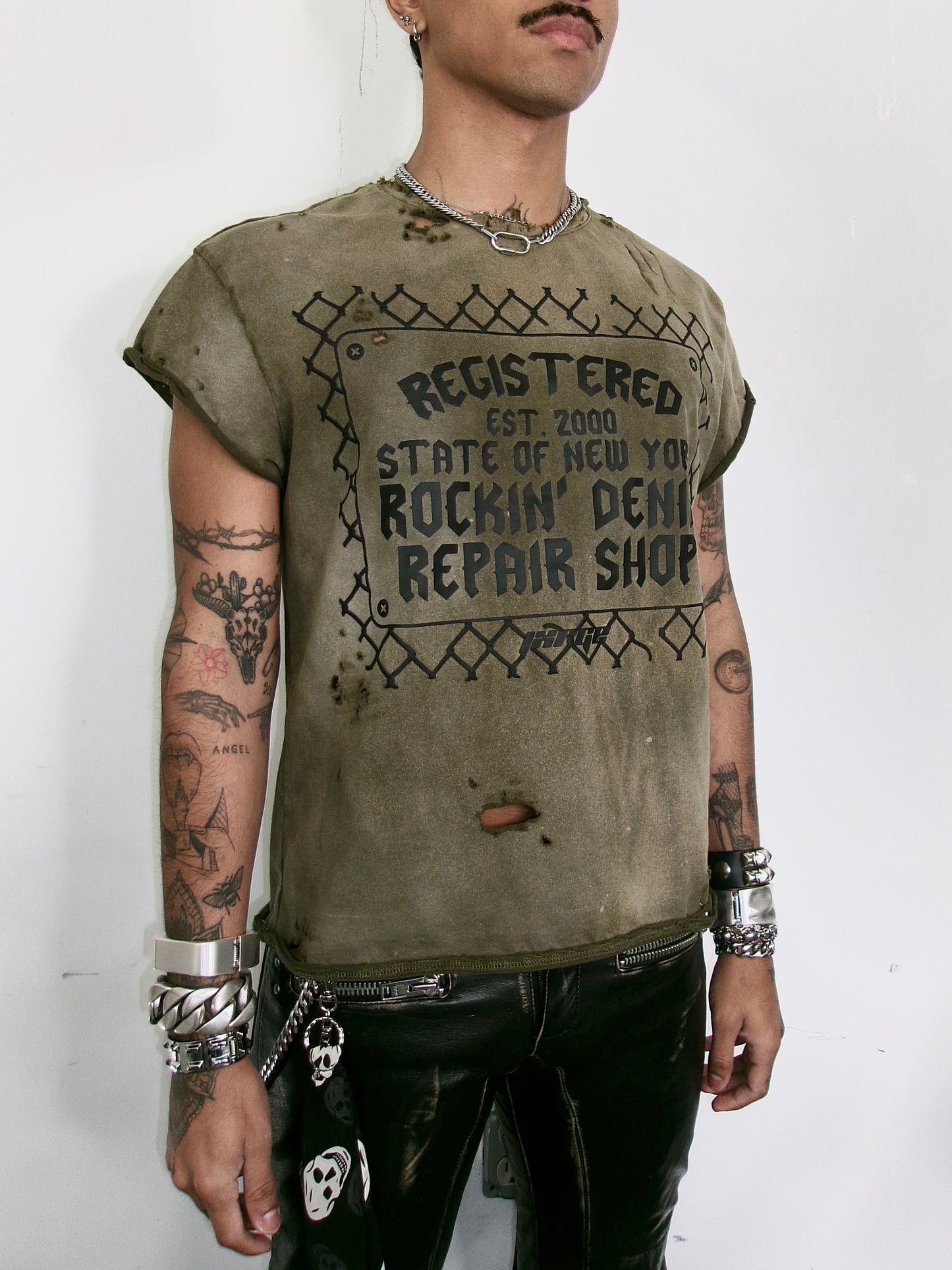 BodyShop Cutoff Tee in Olive Green