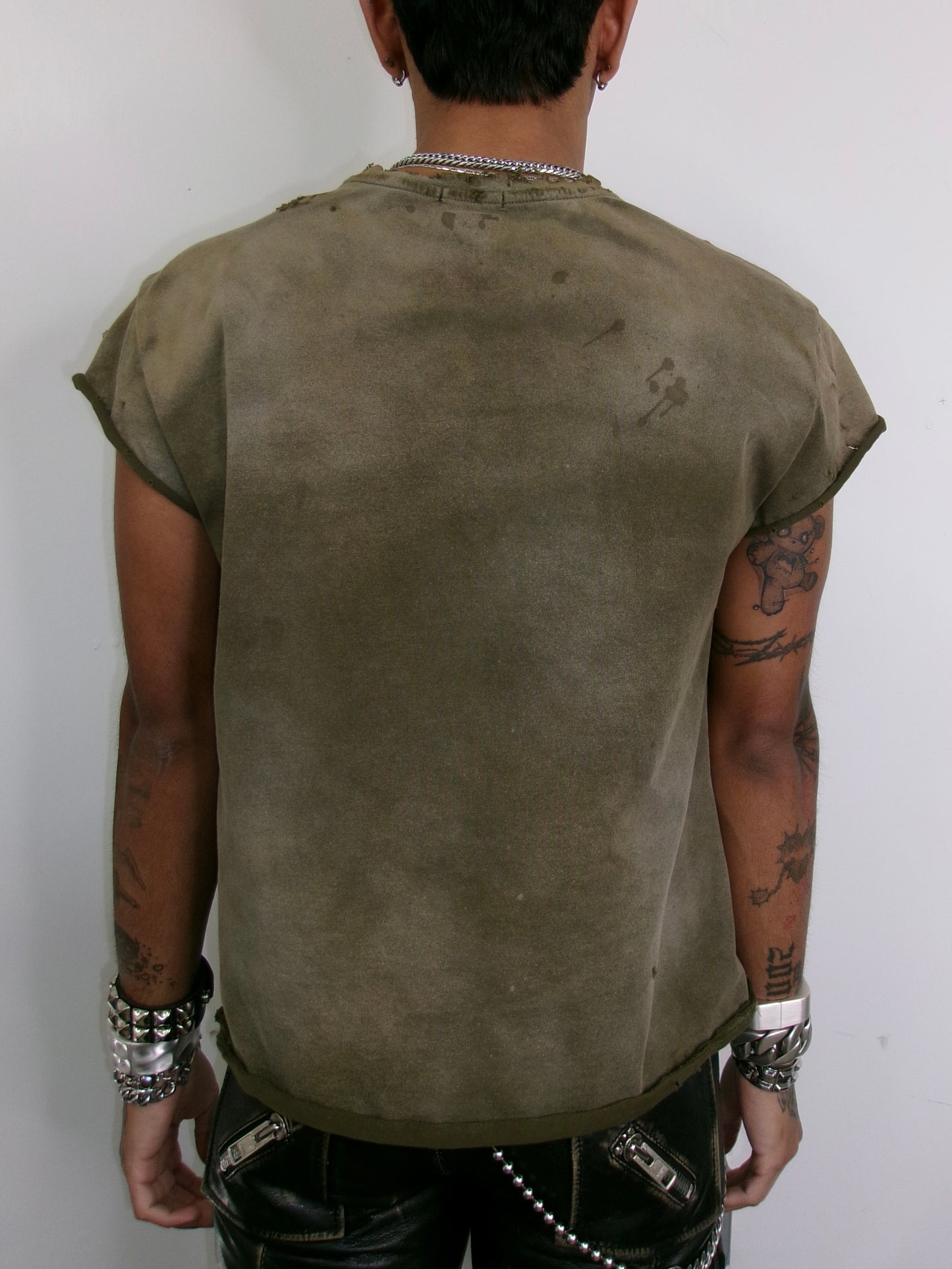 BodyShop Cutoff Tee in Olive Green