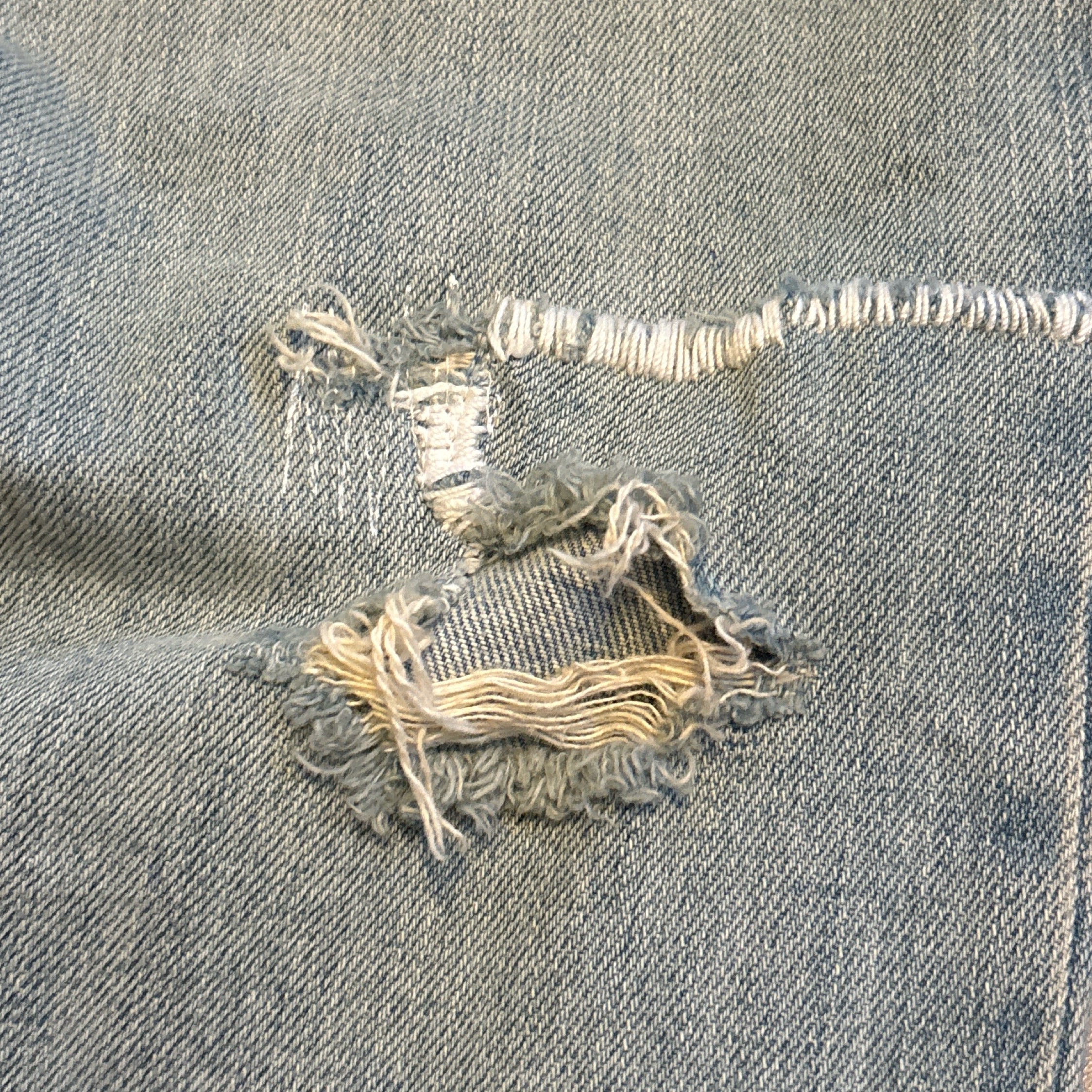 Levis Low Loose Distressed Denim- 34